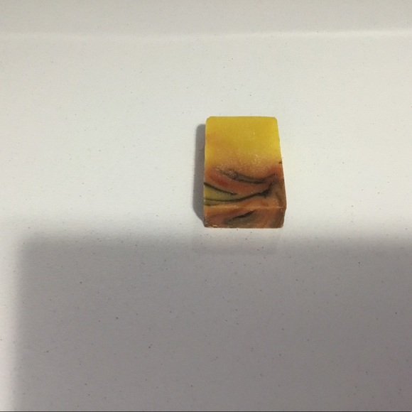 6 bars of soap - Picture 6 of 8